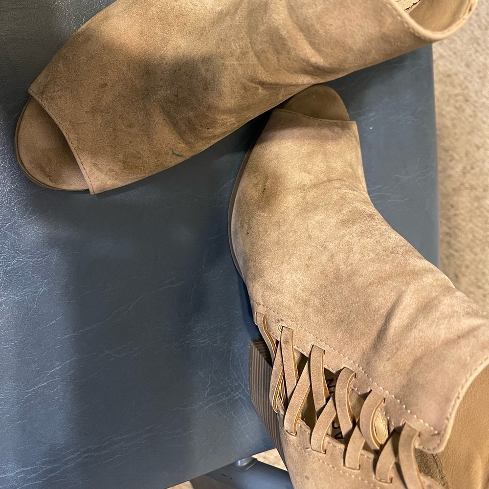 Women’s boots